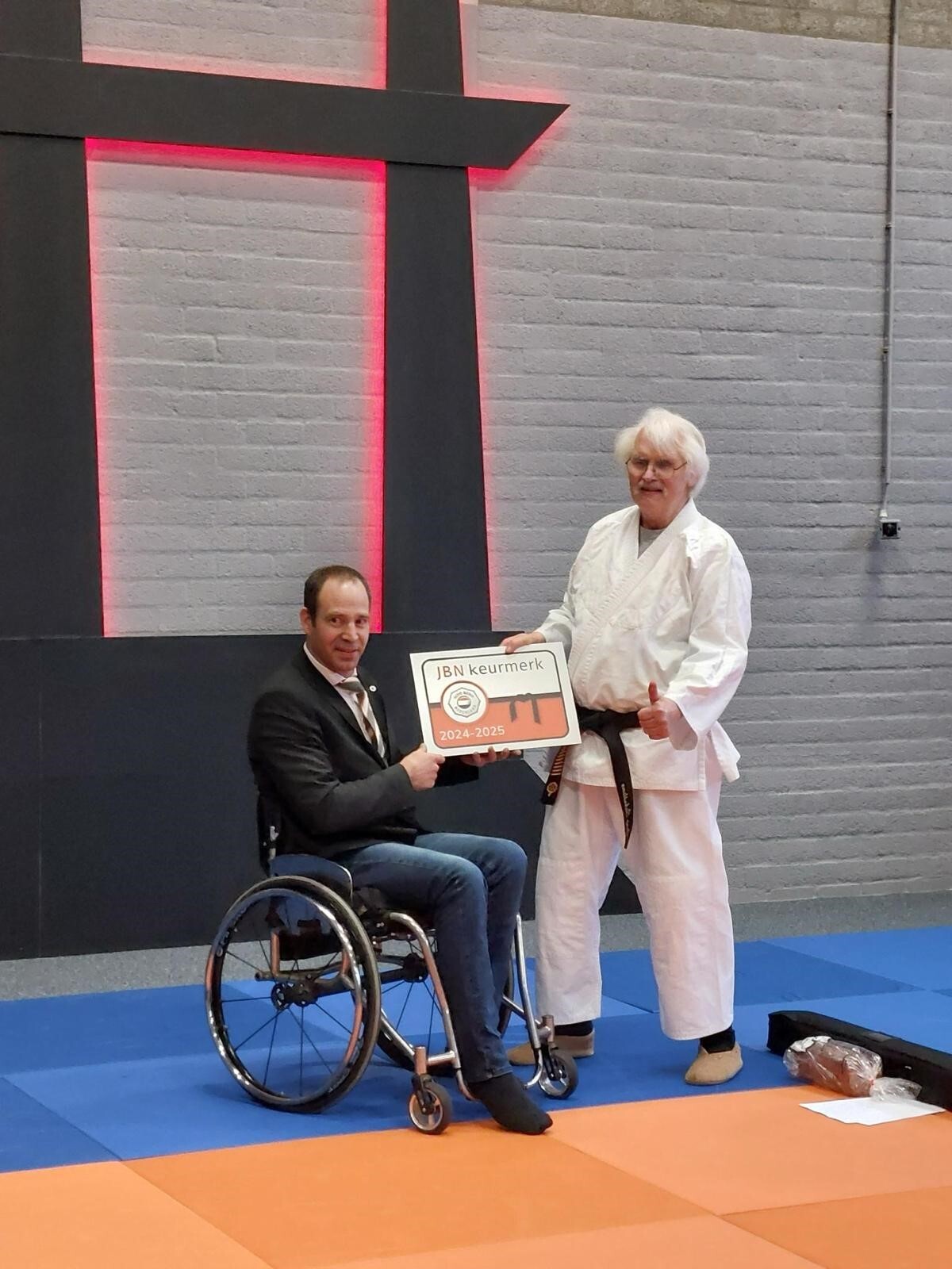 Foto-52024-06-19-095355nkyh