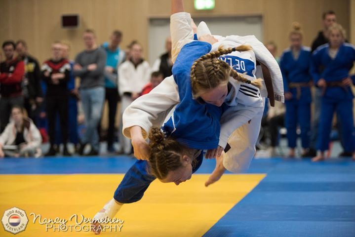 Weeg-en-aanvangstijden-nk-18