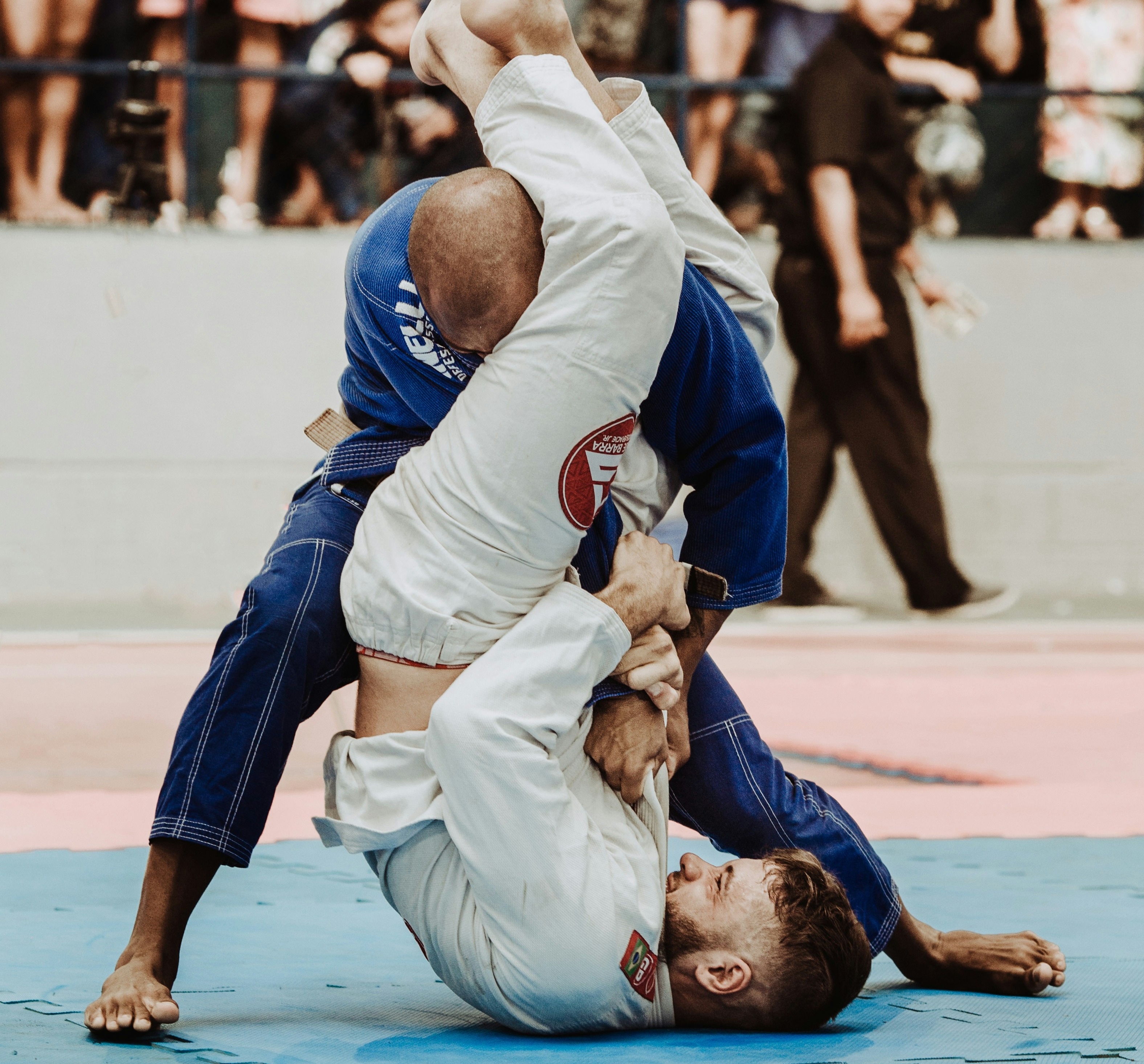 jonathan-borba-Yf1SegAI84o-unsplash