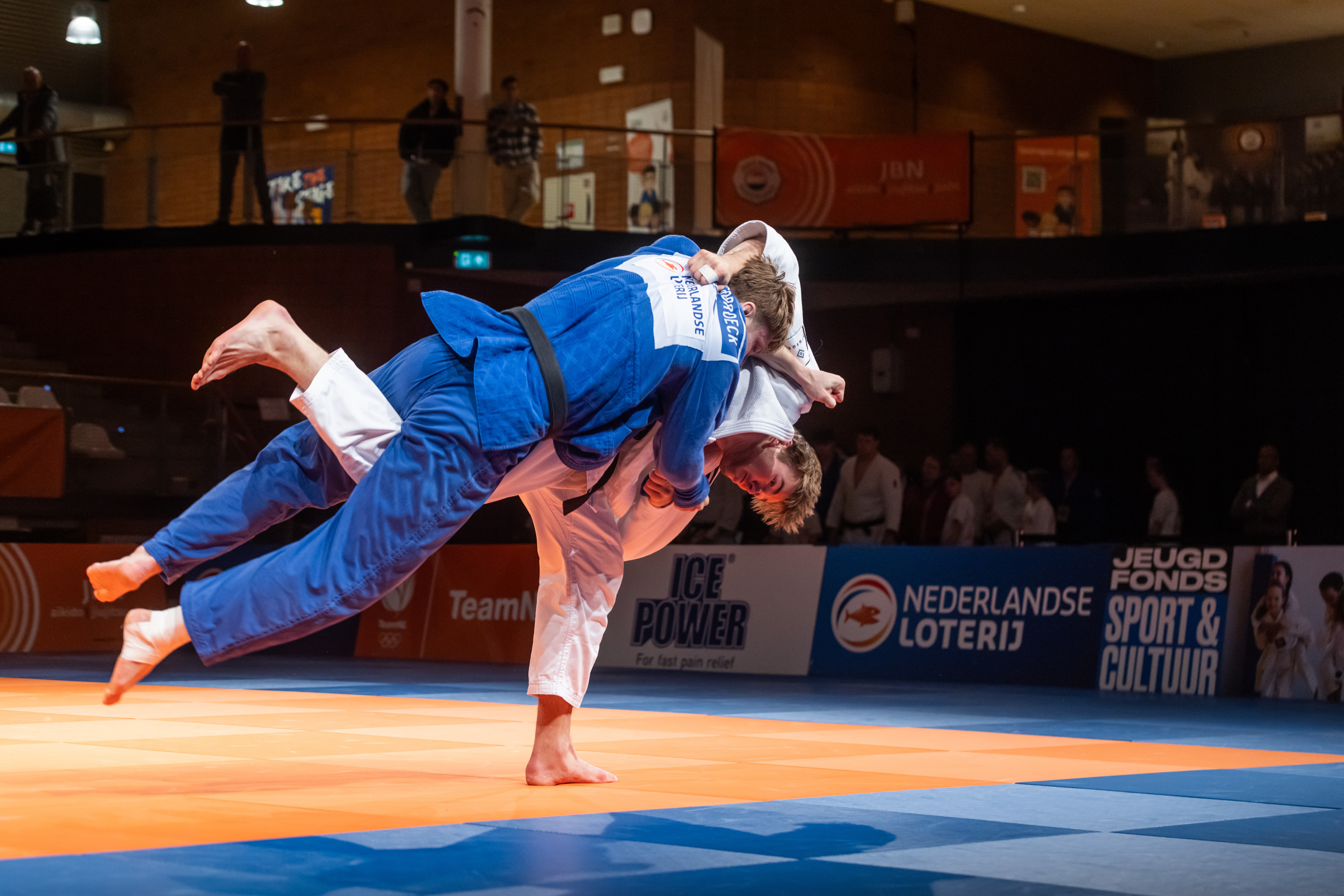 mLn3YSdlAxKGPSBefctMbGlpweuszB-metaME81QTY4NzAuanBn-