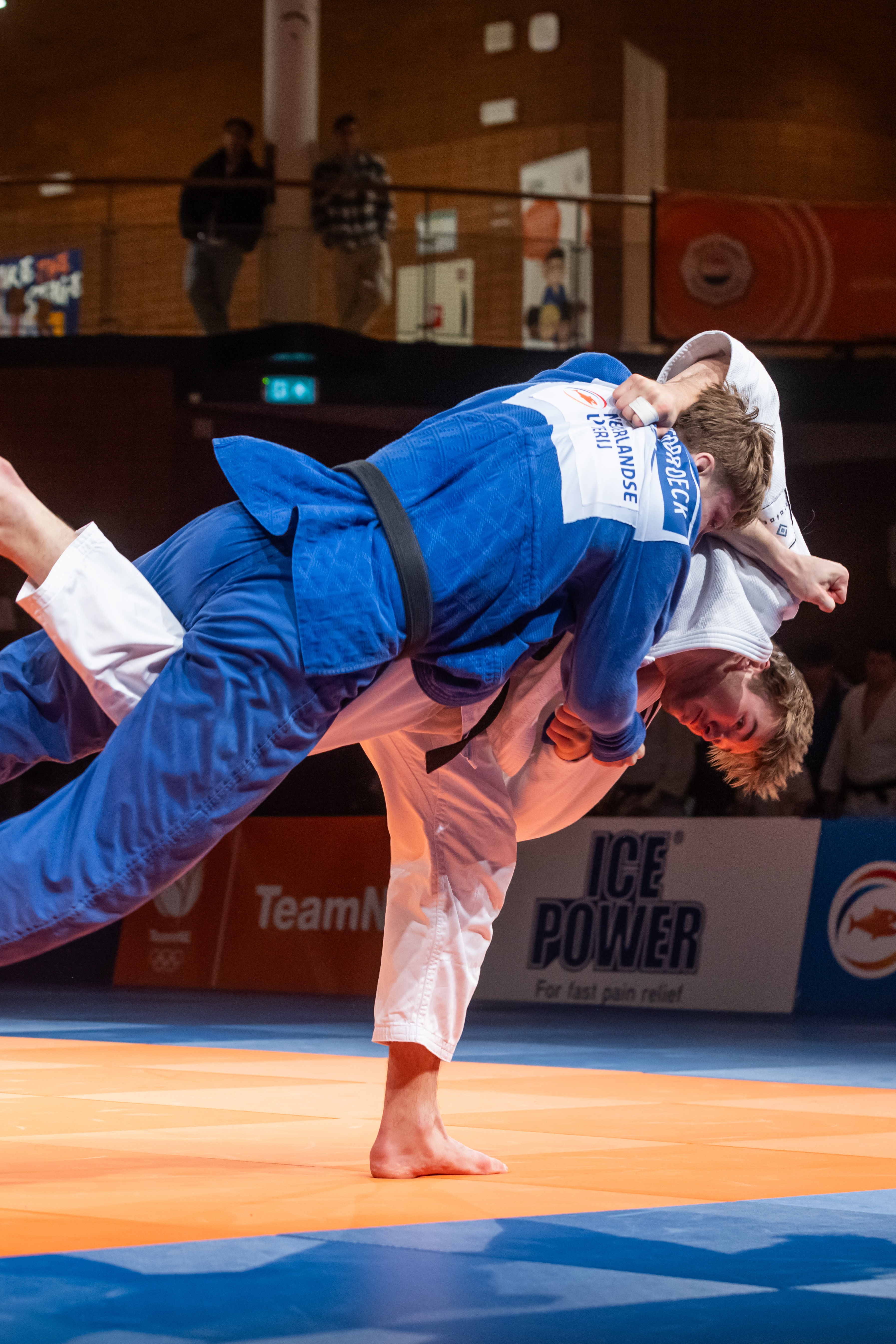 yrYt6oUkA1ChoxAPfEpAa9YIHwV0KY-metaME81QTY4NzAuanBn-