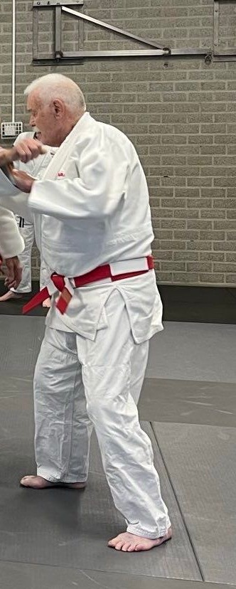 XJeNYRY4yhfqtCFKS2hTCWQWj2Q4pJ-metaV2hhdHNBcHAtSW1hZ2UtMjAyNS0xMi0yOS1hdC0xMi40Ny4xNS5qcGVn-