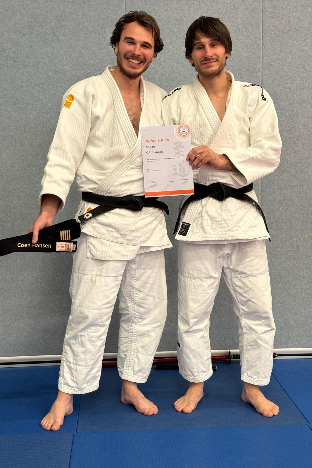 RLDFJxPhOHoTsWNBs6kE3I7ug3fFSn-metaNjliYTY4NzUtMTY3Yi00MjJkLWEwNjAtODA1OTY1ODY5OWU1LkpQRw==-