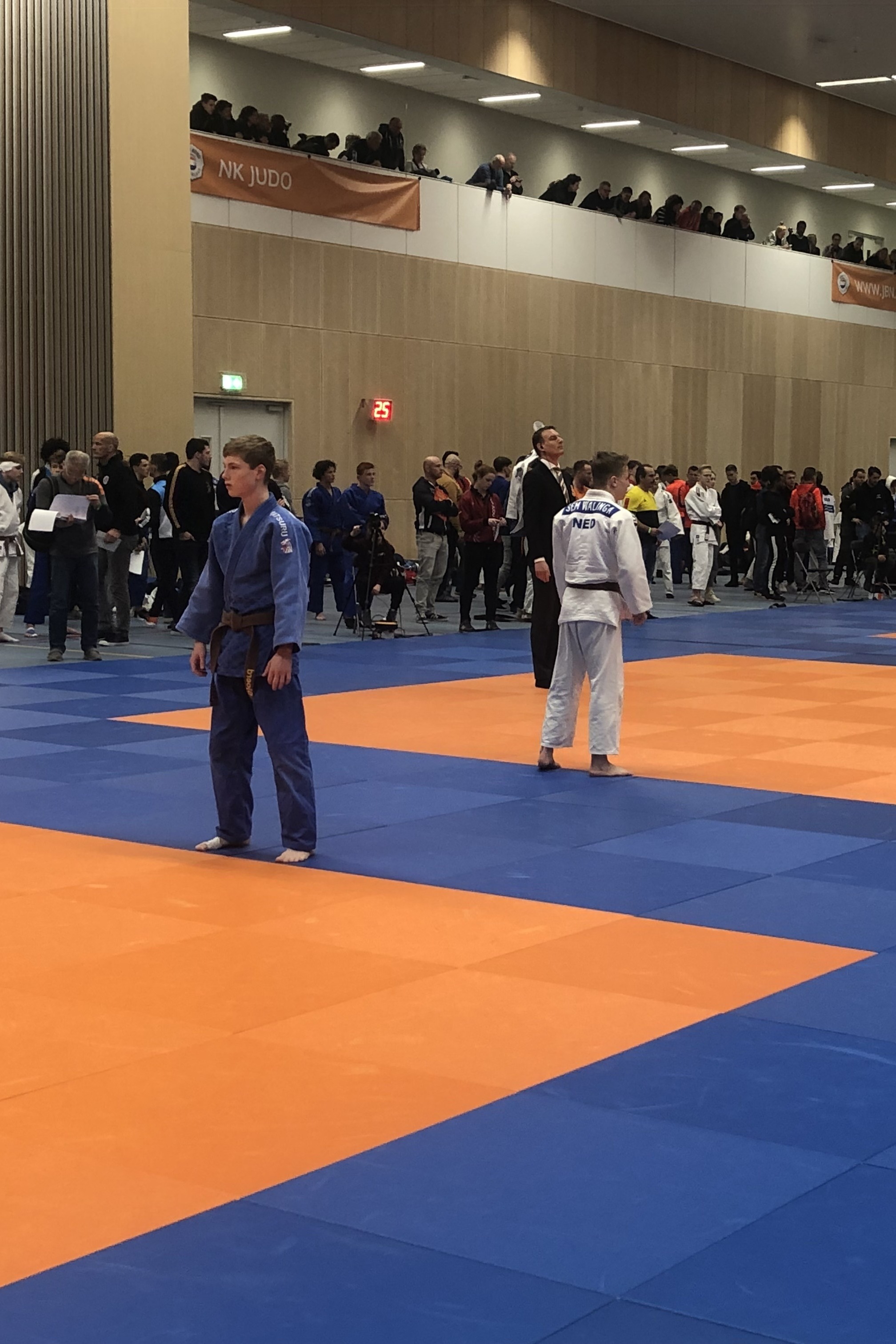 W4CqDc4c8qmLNnU0BV2yqp7Mc1KQ4S-metaTkstMTgtYWFudmFuZy13ZWRzdHJpamRlbi5qcGc=-