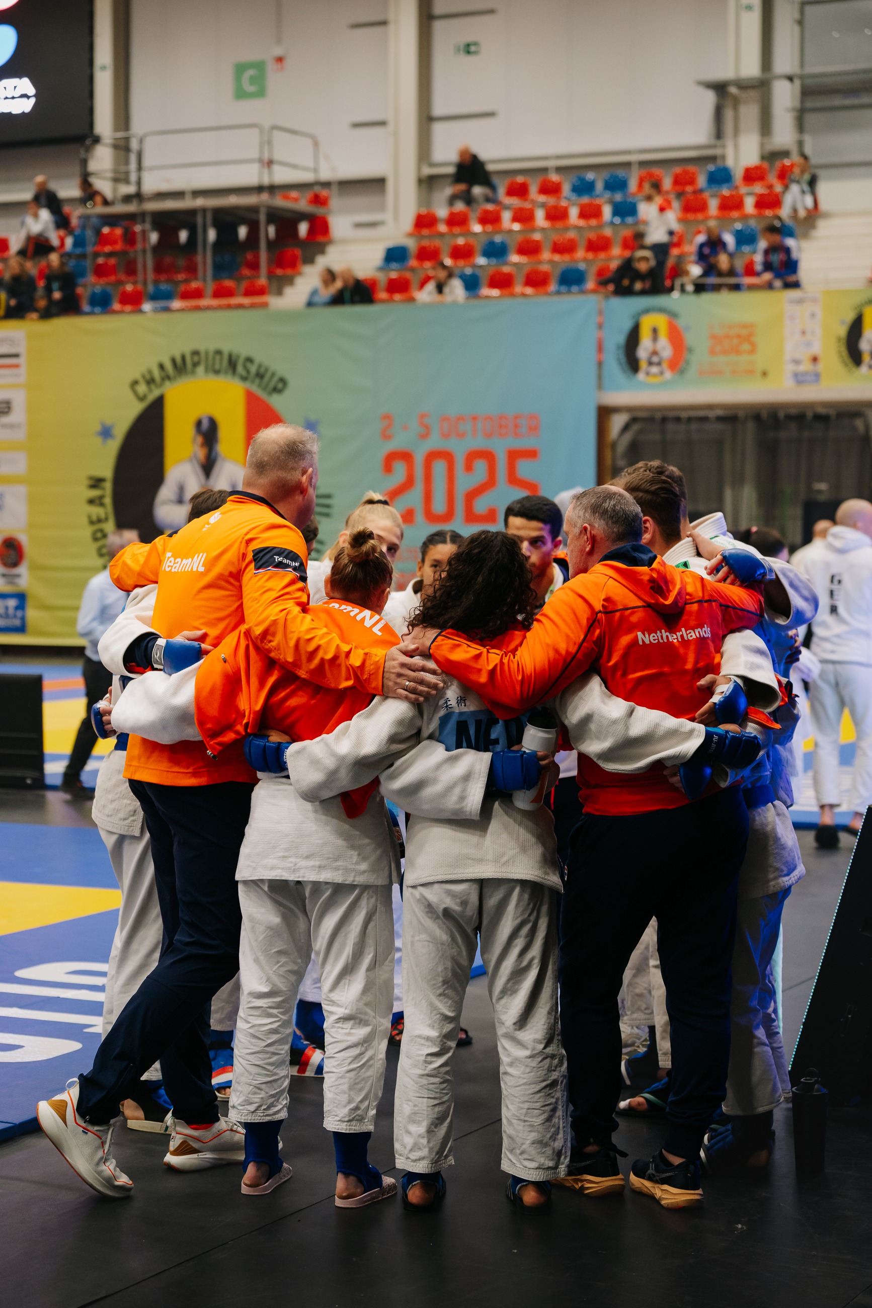 wHI5x91HbdHBcAb8M6uL5S4JLGpKBL-metaRUtKaXVqaXRzdXRlYW1zLTEwLmpwZw==-