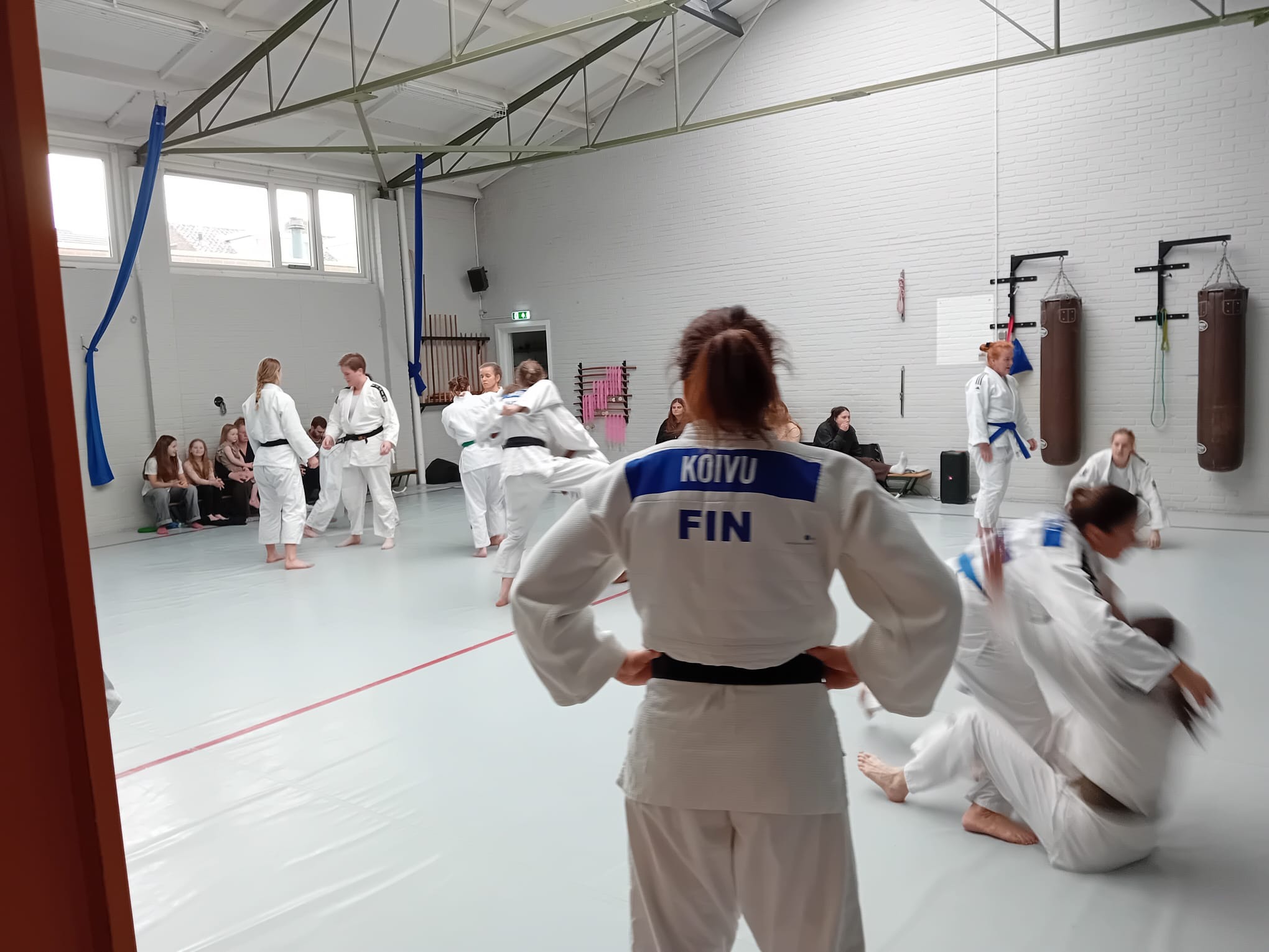 D9UIbLW2z0rP88PRmlUPn3CIJLWrEH-metaV2hhdHNBcHAtSW1hZ2UtMjAyNi0wNC0wNy1hdC0xNS41NS4yOS0oNCkuanBlZw==-