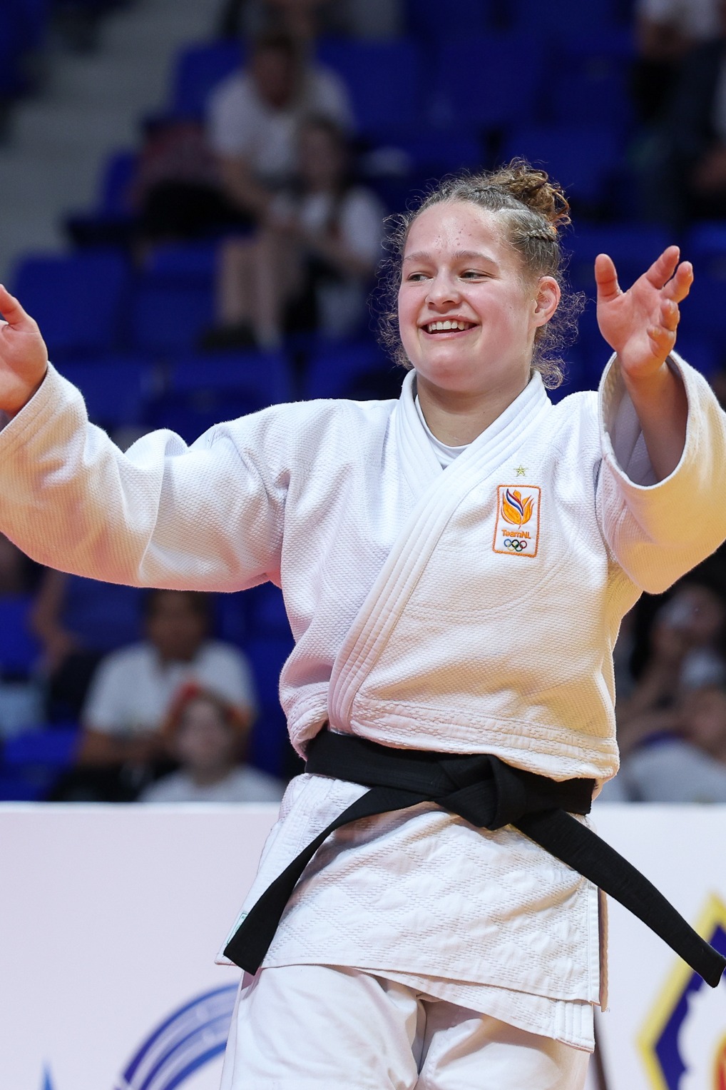 ovD0xpMWYB8F2wLrbFbjqLAeVYZlMC-metaSm9hbm5lLXZhbi1MaWVzaG91dC1FSy0yMDI1LmpwZw==-