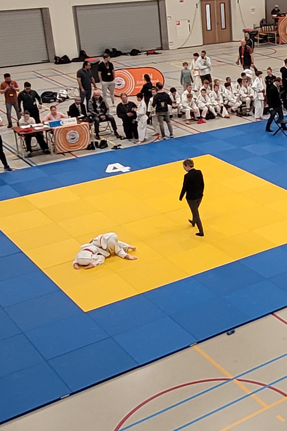 xHusRhxDTNiuq0AAty5EwlivsMJfuz-metaMjAyNjA0MThfMTE0MjA5LmpwZw==-