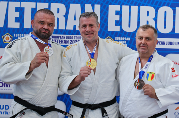 g26DZ5Do8Kd7dBYAa7hTgLrrBIVdi6-metaUm9iLUtyb29uZW4ucG5n-